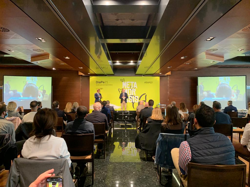 infoRMurcia's tweet photo. 📸 Esta mañana, nuestro Director @soyjoaquingomez, ha inaugurado la jornada presencial del evento #DIAPE21 que comenzó ayer con una sesión virtual. https://t.co/qrT1xXLczw