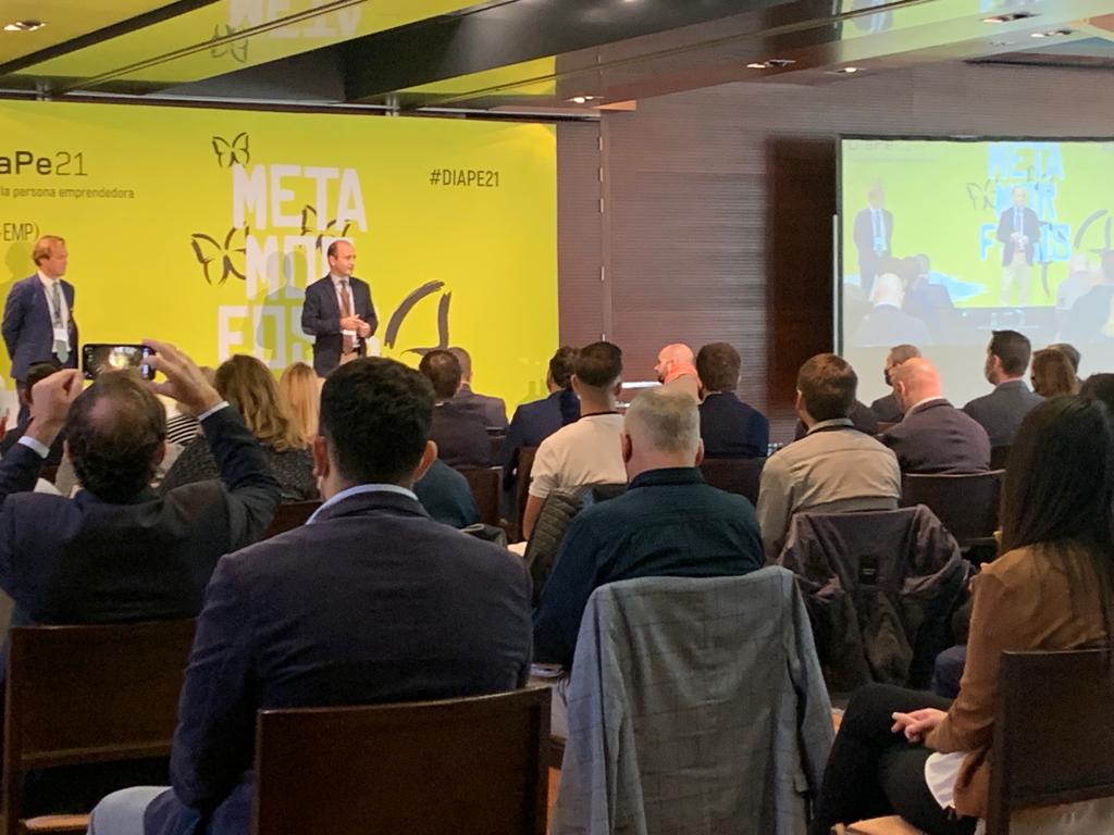 infoRMurcia's tweet photo. 📸 Esta mañana, nuestro Director @soyjoaquingomez, ha inaugurado la jornada presencial del evento #DIAPE21 que comenzó ayer con una sesión virtual. https://t.co/qrT1xXLczw