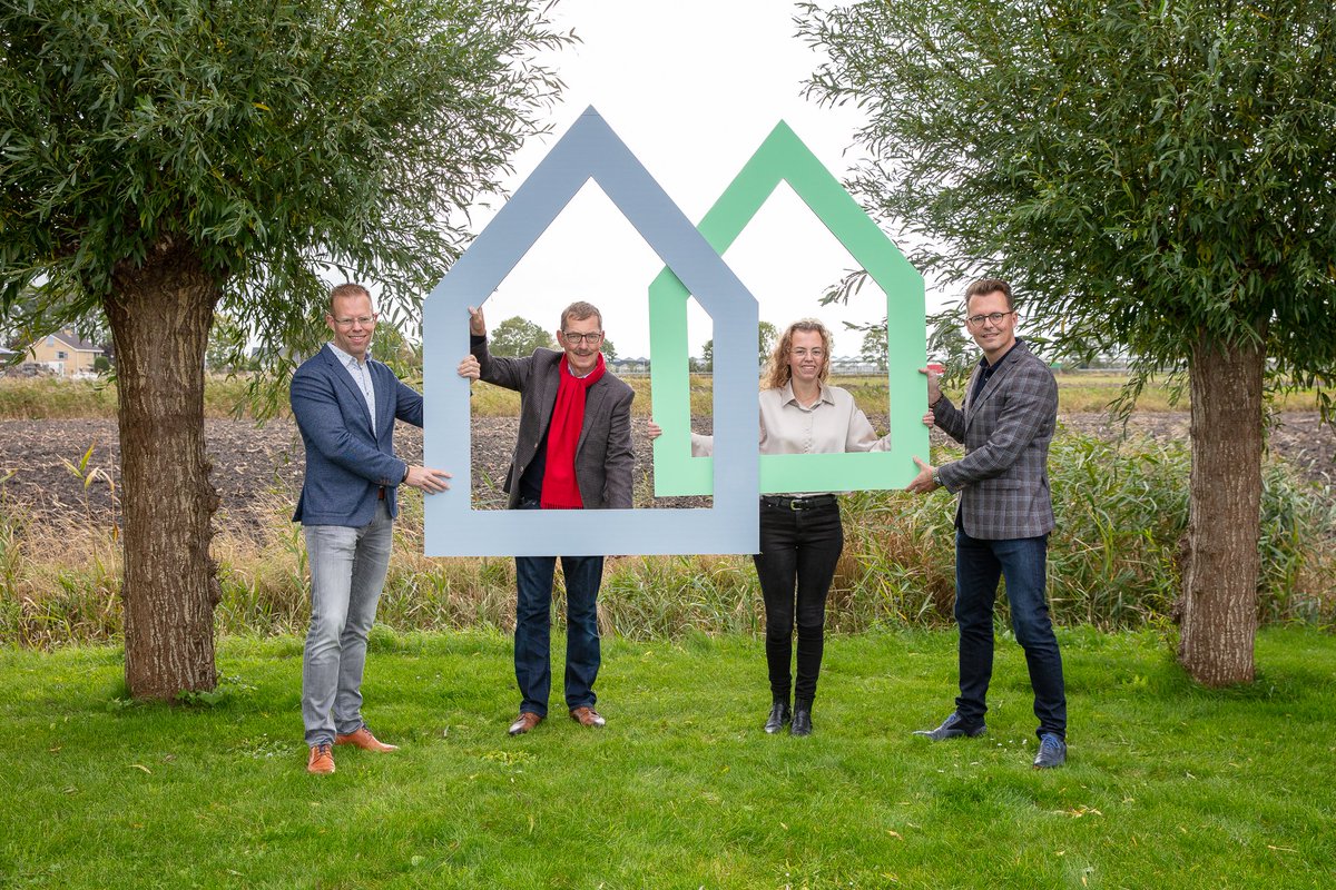 jongoudwonen's tweet photo. Betaalbaar en kwalitatief wonen voor jong en oud? Dat kan dankzij Jong en oud wonen. Interesse? Check onze nieuwe website: https://t.co/3YyCFHzVQp https://t.co/BbMl7XSWEK