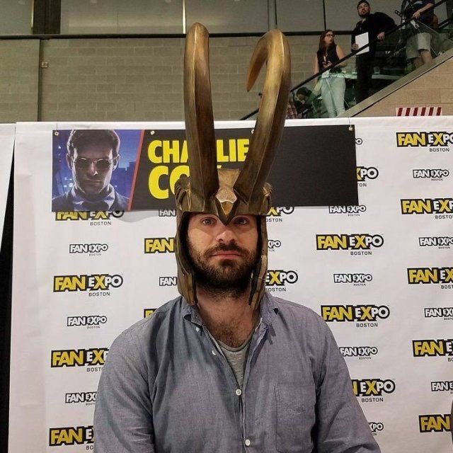 RT @MarvelTVcomfort: Charlie Cox as both Loki and Thor https://t.co/f3at5b4vq7