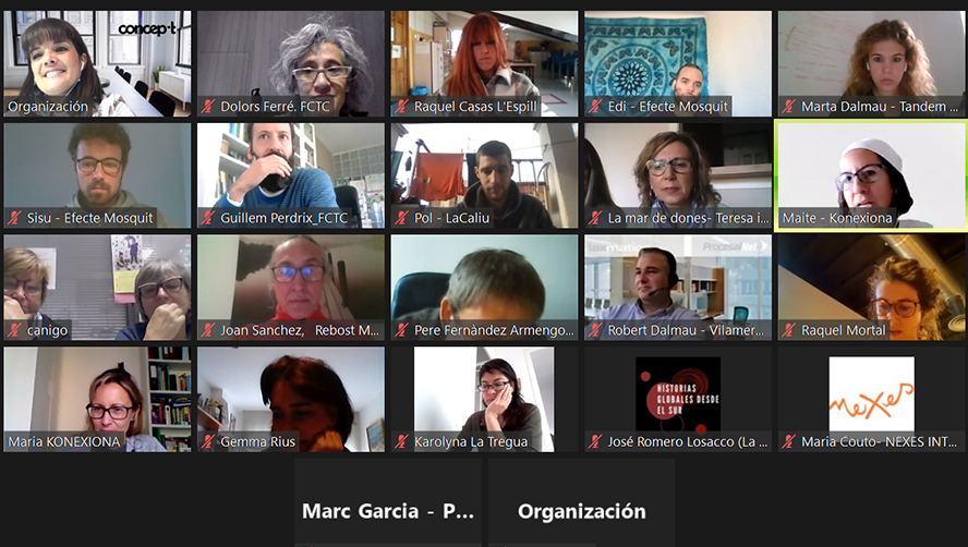 coopstreball's tweet photo. ➡️ Trobada amb les #cooperatives federades durant el 2021 🥳 Benvingudes 🙌
@tandemgocoop Arrevolt, Efecte Mosquit, Escola l'Espill, @lamardedones Escola Canigó, Vilamercat @mmmuarquitectes @Konexiona_com Practic Audiovisuals, @Nexescat Rebost Molsa @Espailatregua @caliu_la https://t.co/QinDeu8WyX