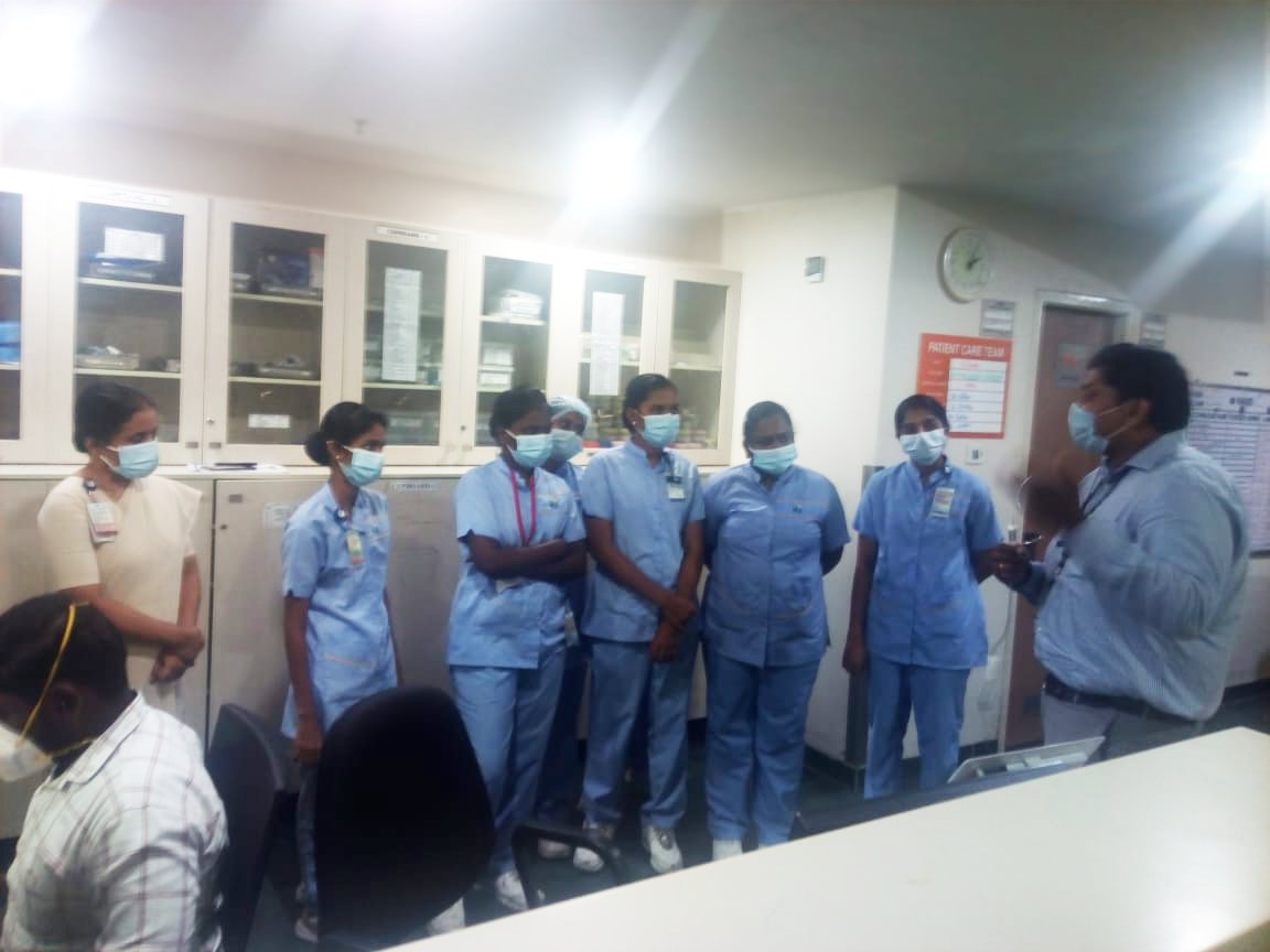 vTitan_Corp's tweet photo. Demonstration of the IV monitoring system - Accuflow Drip Monitor to the hospital nurses. Infusion Monitoring Made Simple.
#vTitan #SaferHealthcareForEveryone #Accuflow #AccuflowDripMonitor #IVInfusion #RemoteIVMonitoring https://t.co/KoEWwSmURz