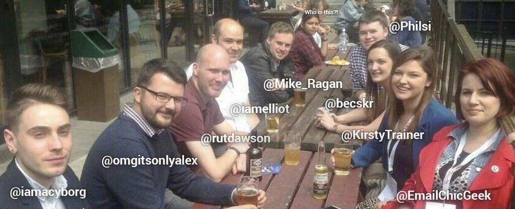 EmailChicGeek's tweet photo. Still one of my favourite ever photos!
@iamacyborg @omgitsonlyalex @rutdawson @IAmElliot @Mike_Ragan @philsi @becskr @KirstyTrainer #EmailGeeks #CompletelyEmail #Click https://t.co/Fj8G1zo6TK