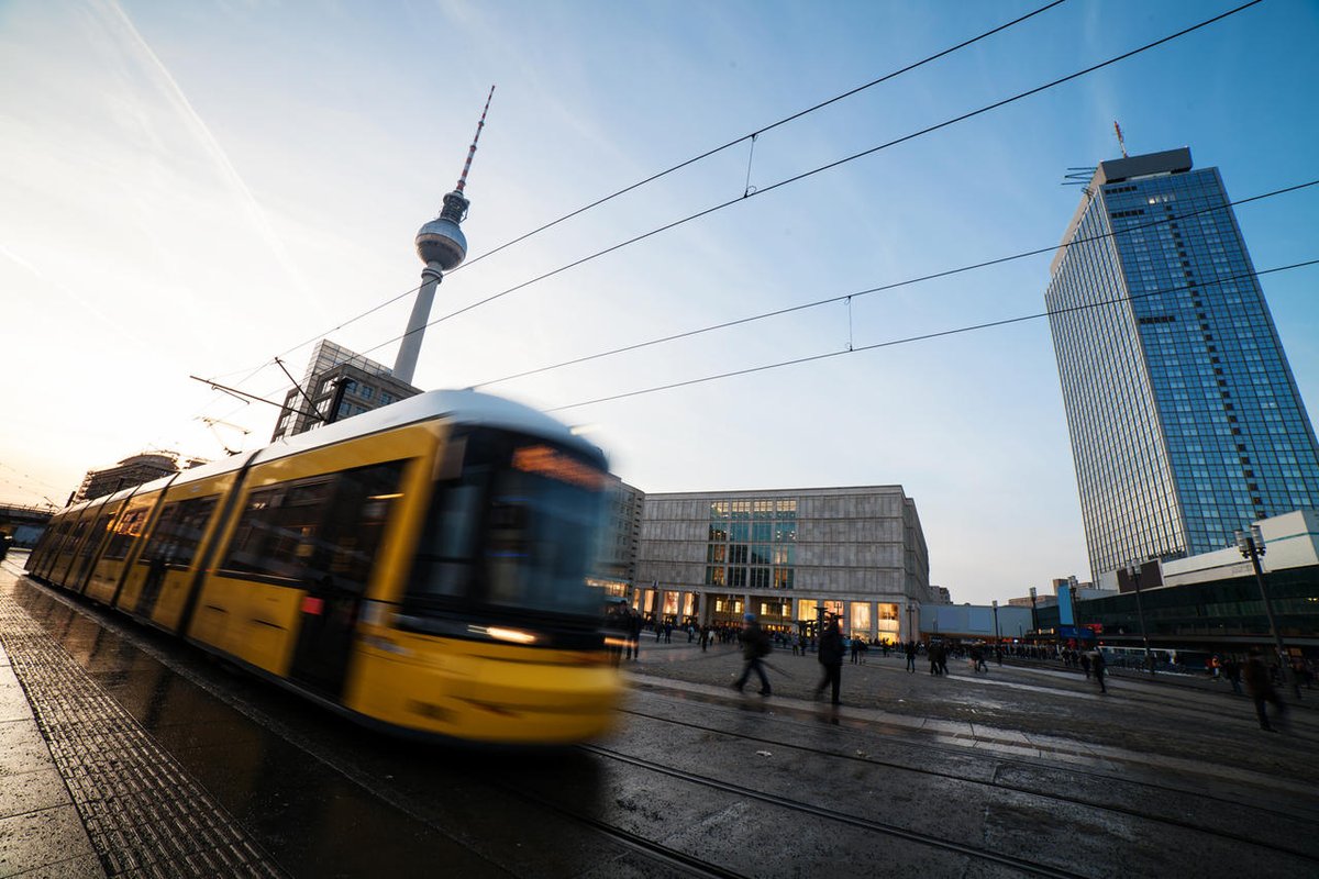 IHK Berlin tweet media