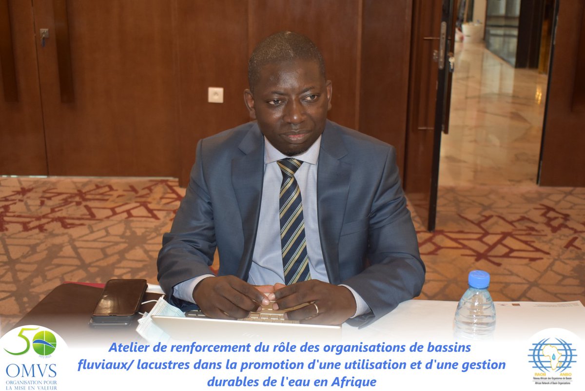 OMVSlofficiel's tweet photo. Ouverture de l'atelier de Renforcement du rôle des organisations de bassins fluviaux /lacustres dans la promotion d'une utilisation et d'une gestion durables de l'eau en Afrique par Hamed Diane SEMEGA Haut-commissaire de l'#OMVS,  #AMCOW et #RAOB https://t.co/SLjqpKRqwE