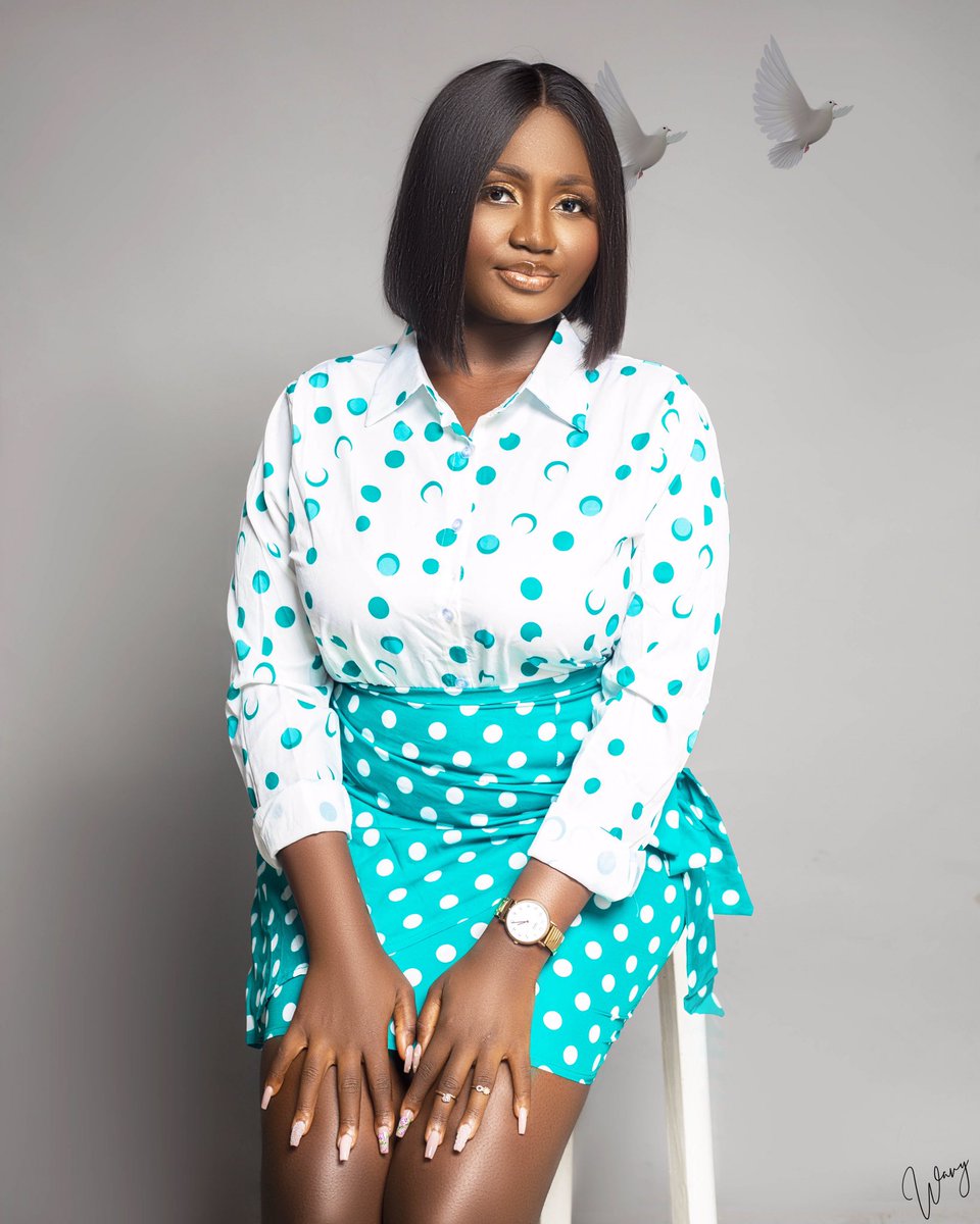 wavymaraji's tweet photo. I am a photographer based on Port Harcourt and I took these beautiful portraits recently. Kindly RT, my customer may be on your TL https://t.co/KRTshGe552