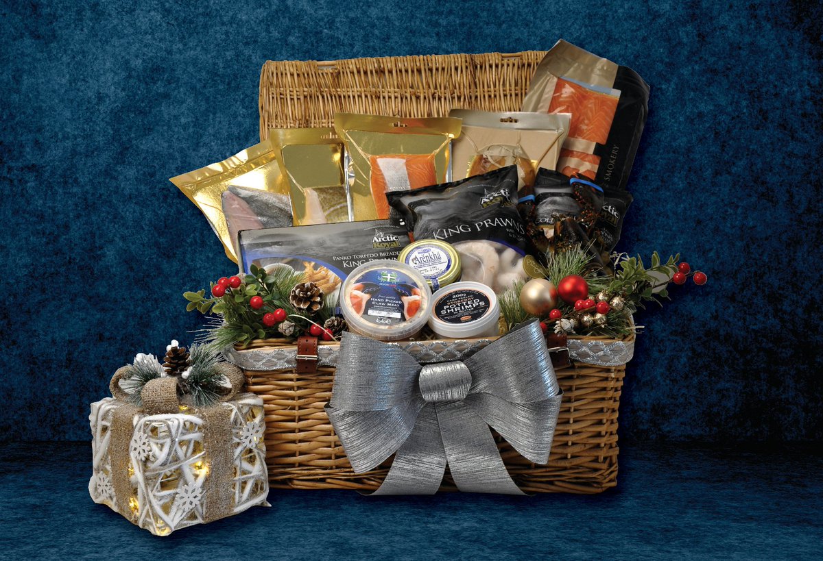 Marrfish's tweet photo. Our amazing Christmas fish boxes are now available to pre-order.
Choose from three fantastic options.
https://t.co/C5KguOBJnX
#fish #freshfish #fishboxes #marrfish #essex #london #cambridge #suffolk #scottishfish #britishfish #salmon #prawns #codfish https://t.co/PbrPQnC3Iq