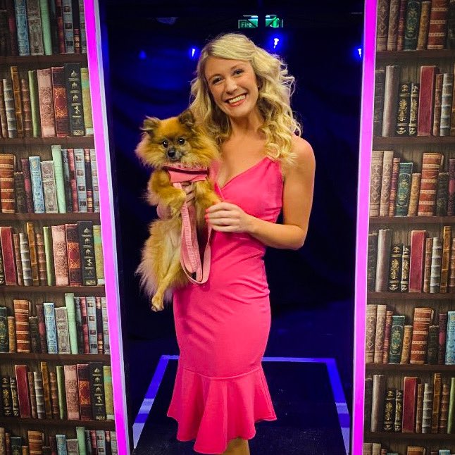 Ohmigod you guys, it’s opening night! Elle, Bruiser and the rest of cast are ready to welcome you to what is going to be one amazing show! 
#mayhemtheatre 
#legallyblonde #showtime #showweek #kingstonuponthames #musicaltheatre #ellewoods