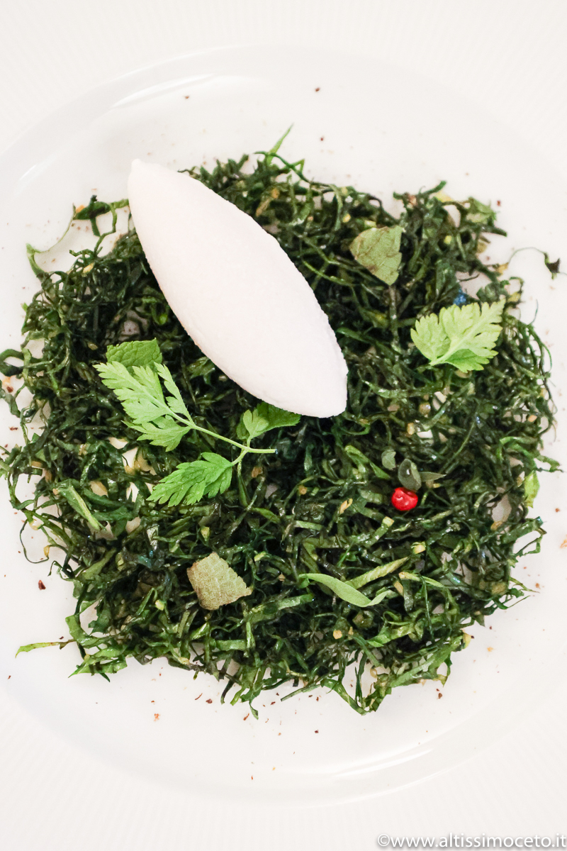 Non so voi… ma io quando viene annunciato il nuovo menù del Vecchio Ristoro ad Aosta, in pratica sono già in macchina… 🚀#PiaceridellaVita
#michelinstar #michelinrestaurant #michelinguide  #food #stellamichelin #michelinstar #guidamichelin #michelinitalia #aosta
#aostavalley