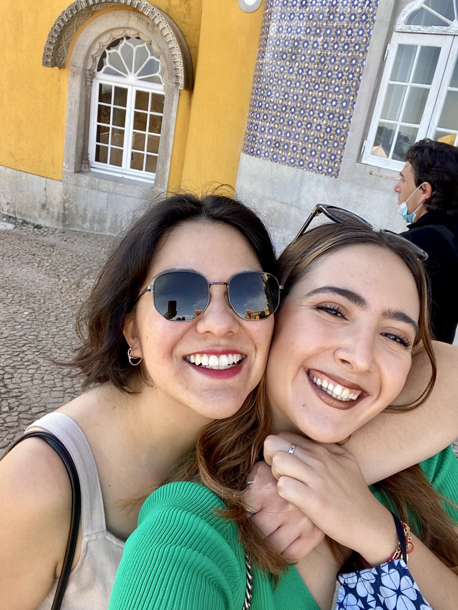 AndiFiggs's tweet photo. Otro appreciation post a Ritabel porque ahora nos aguantamos hasta la maestría aunque sea a distancia ❤️ @ritavgd https://t.co/oZYu5QWyZx