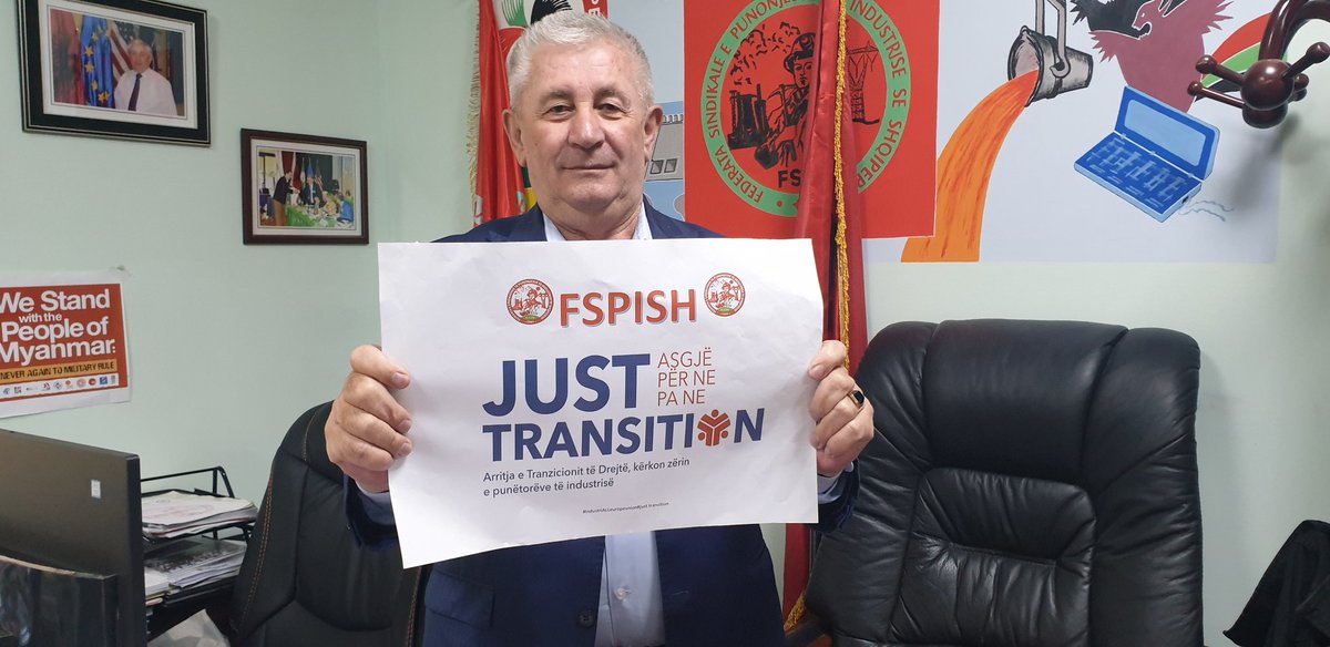 FSPISH3's tweet photo. "Asnje te mos lihet pas", eshte sllogani  qe shoqeron kerkesen per nje Tranzicion te Drejte, duke cilesuar se arritja e nje Tranzicioni te Drejte, arrihet vetem me zerin e punonjesve te industrise.

#justtranzition 
@IndustriAllEurope 
@fspish https://t.co/DwkooE1b9b