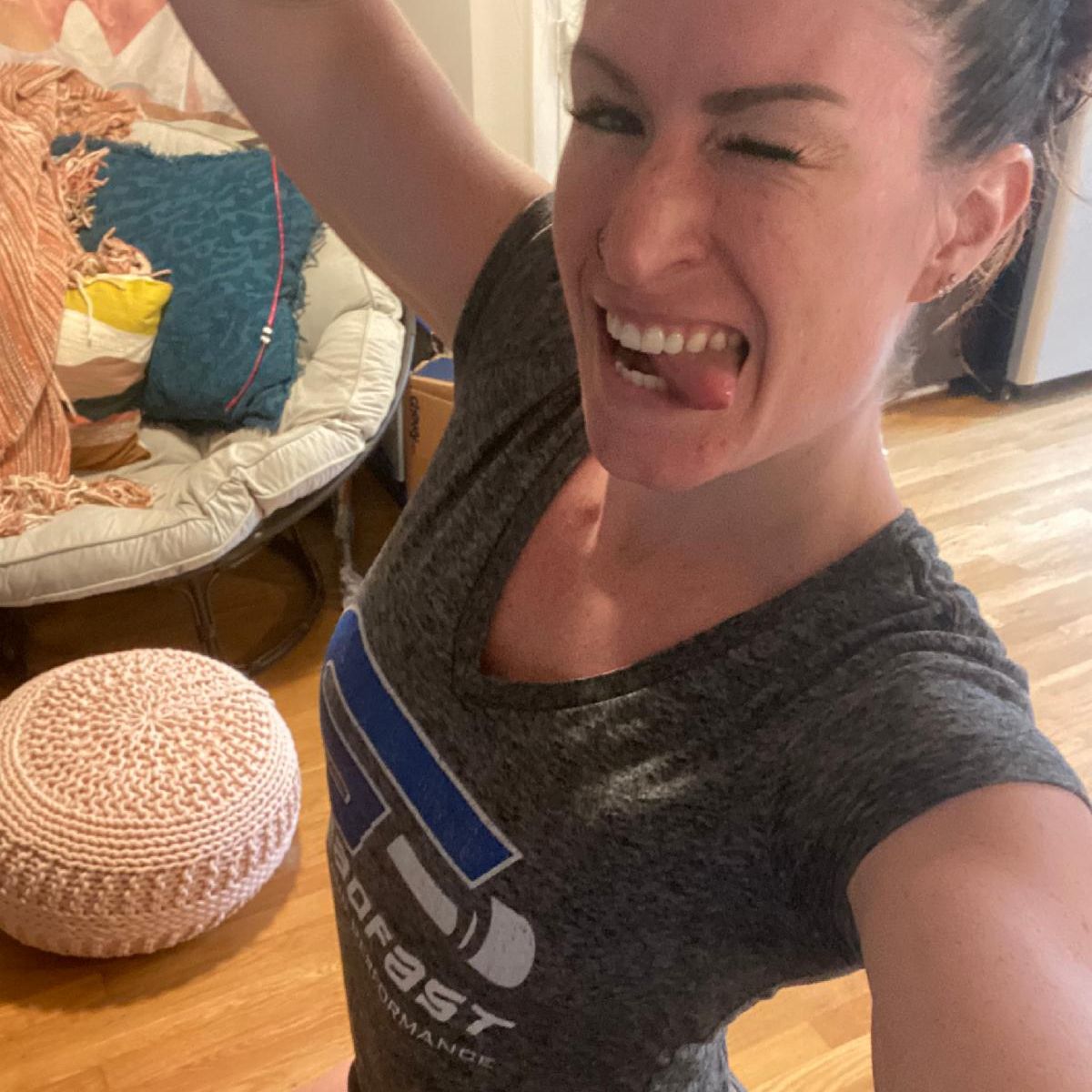LiveUnbreakable's tweet photo. 📣🤸🏻‍♂️Who is YOUR biggest cheerleader? 

(I don't count!!)

Do you have someone in your life you can count on … who is always there for you?

Give them a shoutout!  ⬇️⬇️⬇️ https://t.co/Vd30Ocuqd3