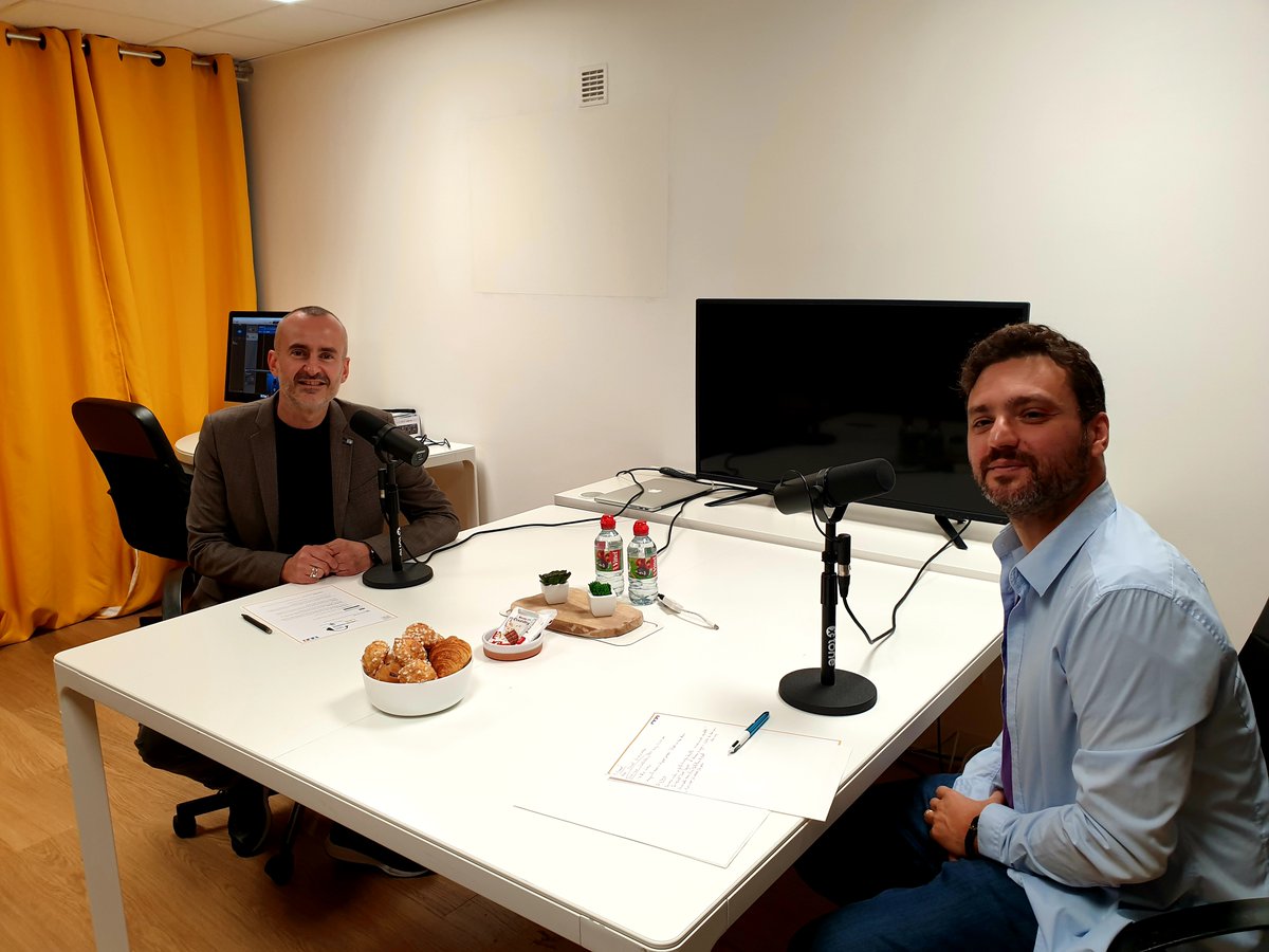 csommet's tweet photo. Merci à Alexis Ferrebeuf pour son invitation à participer ce matin à l'#EntertainmentLab de #NewToneStudio !

On a notamment parlé #creationdocumentaire, secteur des #medias, politique de #marque... à l'ère du #digital. Mise en ligne prochaine 👍
#podcast #inspiration #dirigeants https://t.co/lBIdwgWzxT