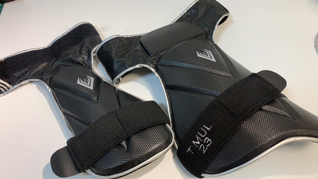 SportsVeritus's tweet photo. Personalised thigh pad set, we can embroidery name and number on your thigh pads #yourkit #yourway https://t.co/NW9UaTWLbN