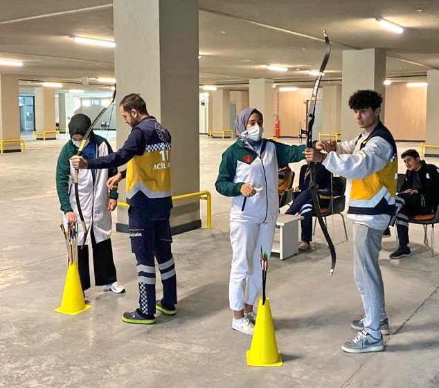 İçişleri Bakanlığı İstanbul 112 Acil Çağrı Merkezi çalışanlarına hem modern hem de geleneksel okçuluk talimi yaptırdık. 

<a href="/istanbul112acm/">İstanbul 112 Acil Çağrı Merkezi Müdürlüğü</a>
