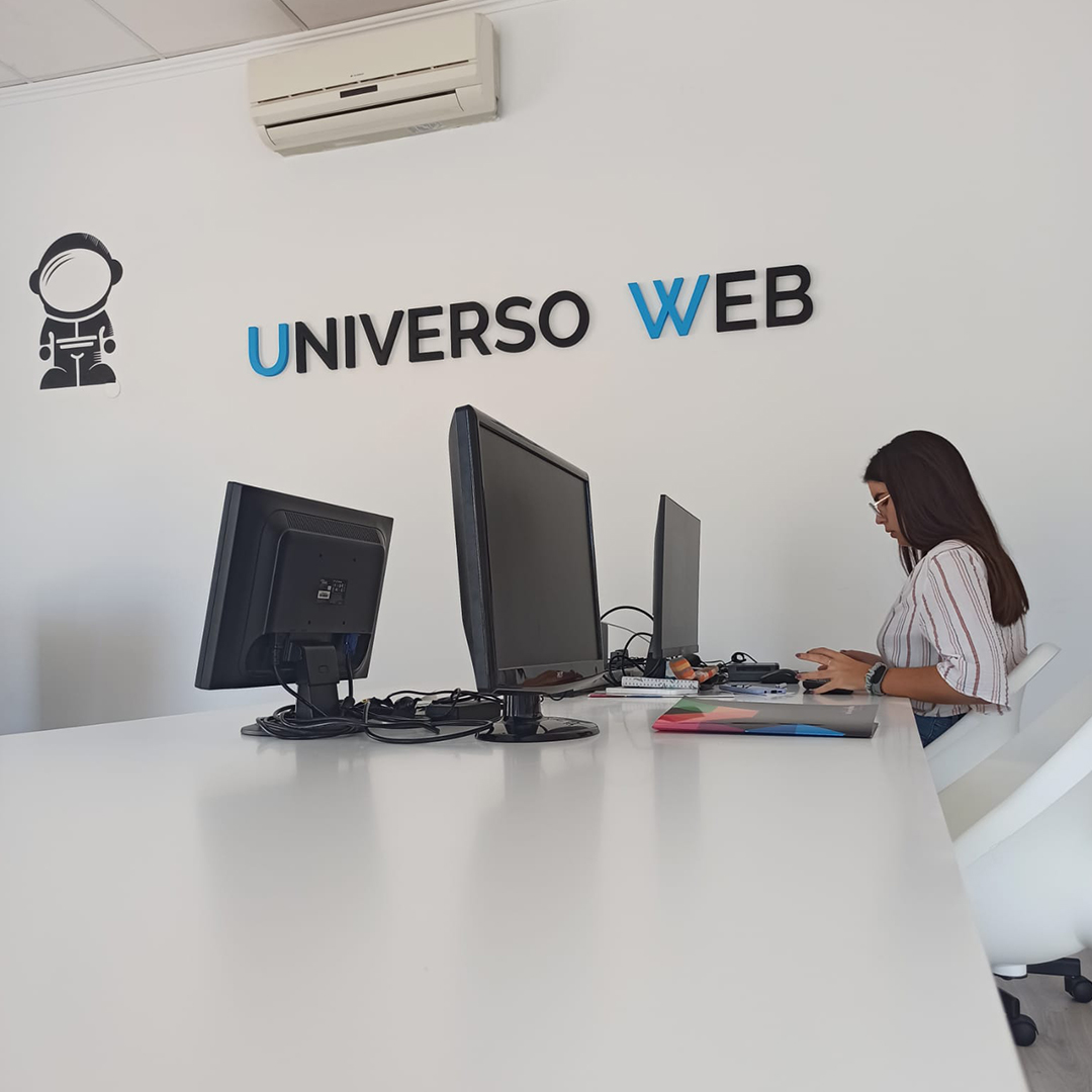 UniversoWeb_Esp's tweet photo. ¡Estamos estrenando oficina!

Nos hemos trasladado a una oficina con más espacios para que te sientas más a gusto cuando nos visites

Está ubicada en Calle Manuel Azuaga, 6 Frente a la antigua Azucarera en Torre del Mar

¡Visítanos!🚀

#UniversoWeb #torredelmar #MarketingDigital https://t.co/kw7S7YEZPh