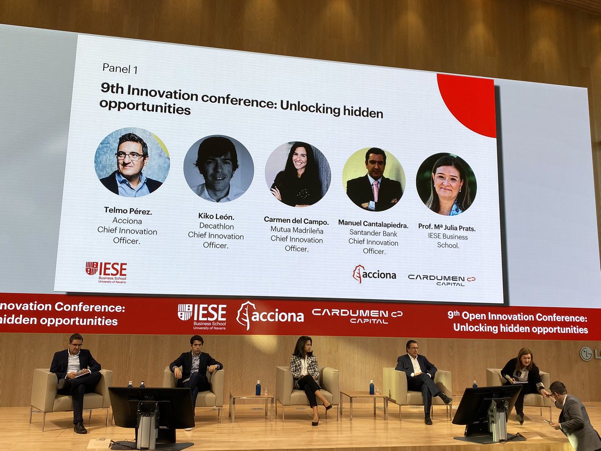 abernad's tweet photo. Grandes corporaciones compartiendo sus iniciativas de #Openinnovation, la colaboración con startups, con otras corporaciones e incluso con competidores. Es el enorme potencial de este modo de innovar. Gracias al @iesebschool y especialmente a @josemariasiota por organizarlo https://t.co/DSHoMpVF9W