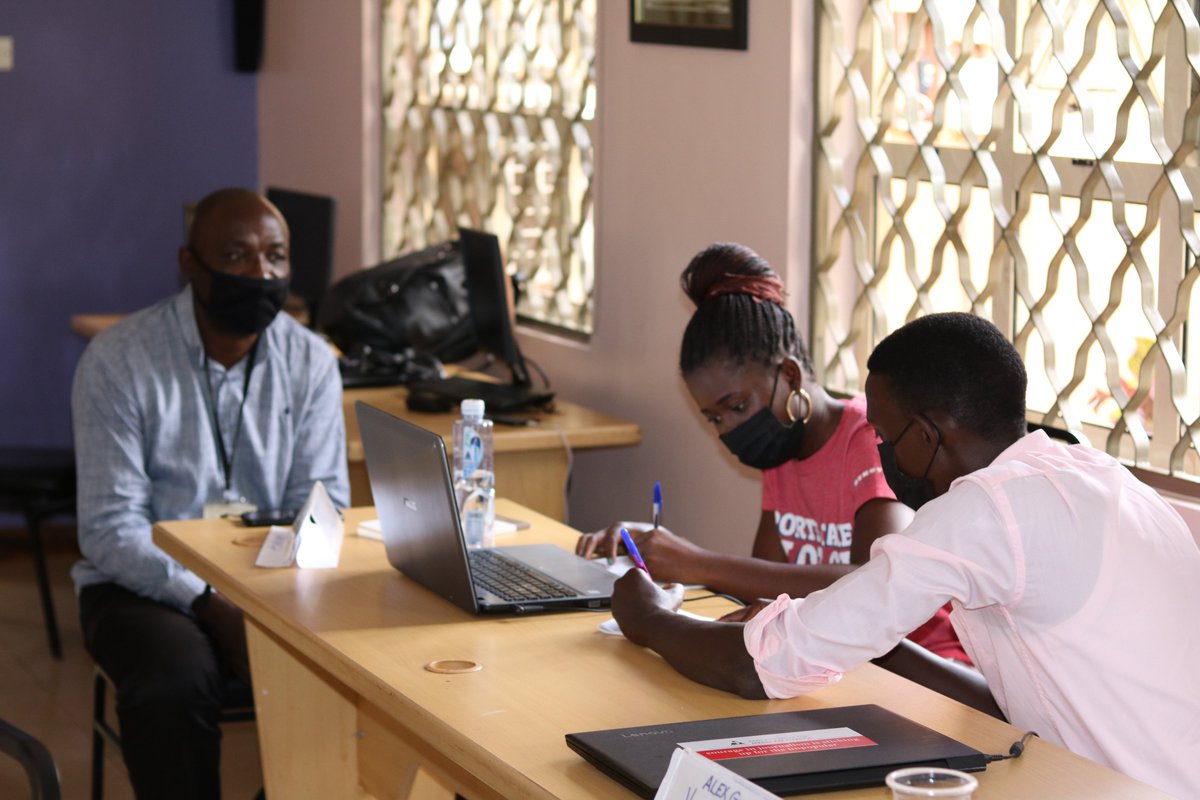 ACME_Africa's tweet photo. "Journalists often report in stories above the waterline- the emerging events and actions"
Today, participants in the #EnvironmentReporting fellowship unpack the iceberg using the systems thinking model
📸 @joshua_mitala https://t.co/6pkEZ7PSzp