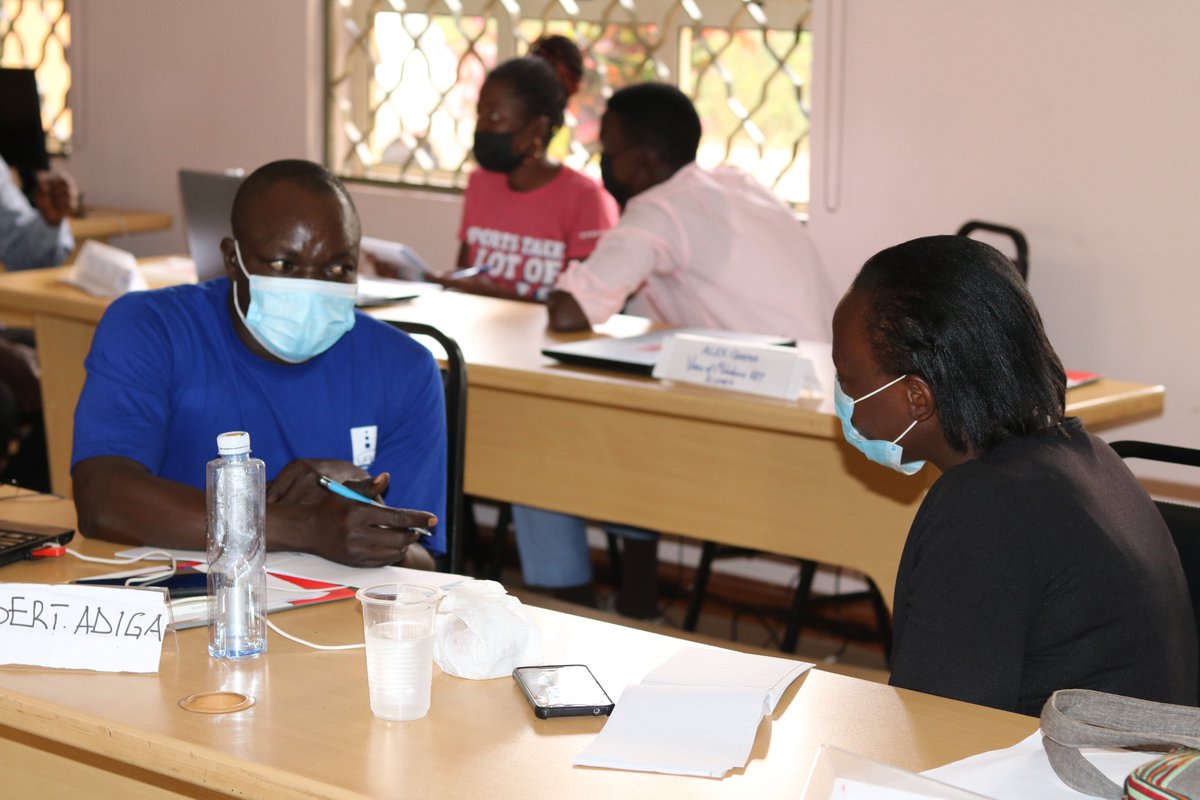 ACME_Africa's tweet photo. "Journalists often report in stories above the waterline- the emerging events and actions"
Today, participants in the #EnvironmentReporting fellowship unpack the iceberg using the systems thinking model
📸 @joshua_mitala https://t.co/6pkEZ7PSzp