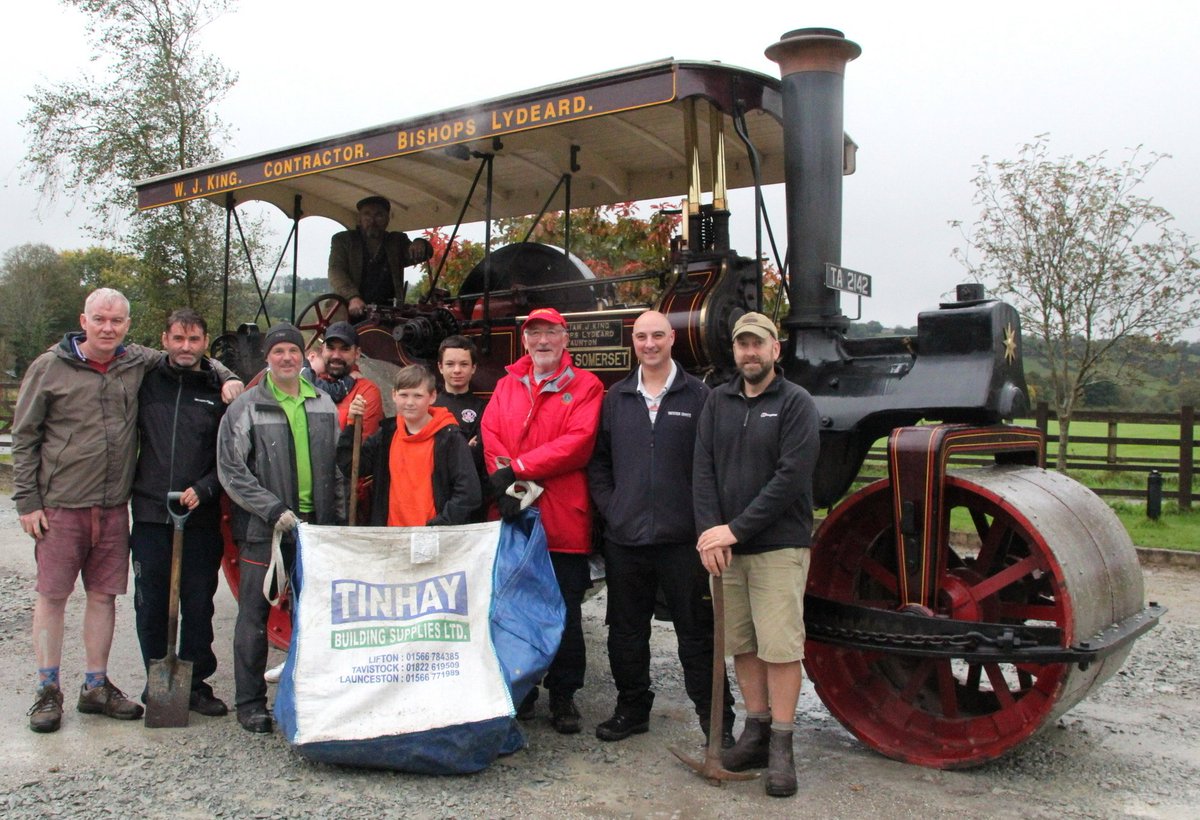 mallott1's tweet image. Great work by all @LionsTavistock @TavistockTC, Robey Trust and amazing donations/support from @BuildingTinhay and @CentreHire - real community effort with yummy goodies too! 🍰☕ read more:
tavistockcommunityfc.co.uk/news/many-hand…!