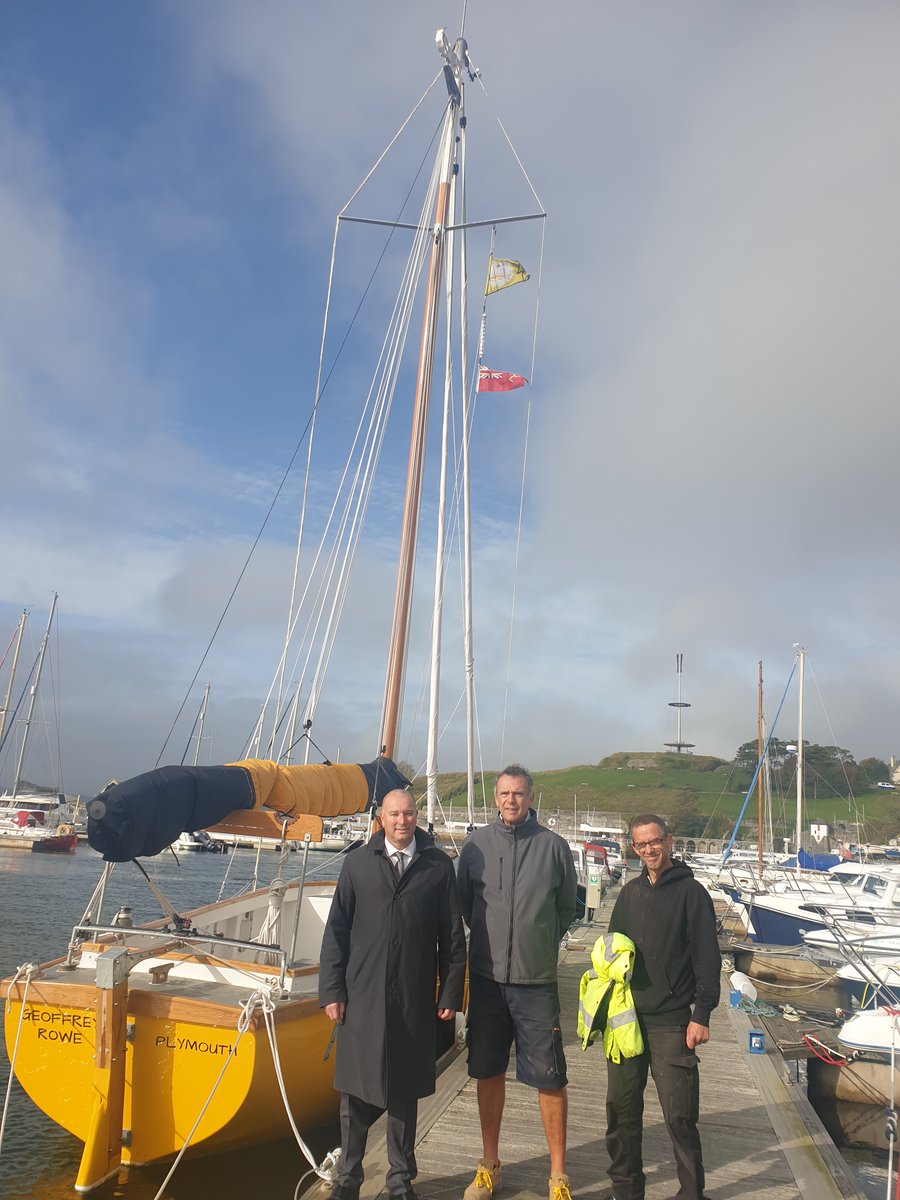 Councillor Kelly said: “It was a real honour to meet the volunteers and participants at Greenhook Fishing. Listening to their stories really drives home the impact an organisation like this has on individuals.”  <a href="/GreenHookFish/">Greenhook Fishing</a>