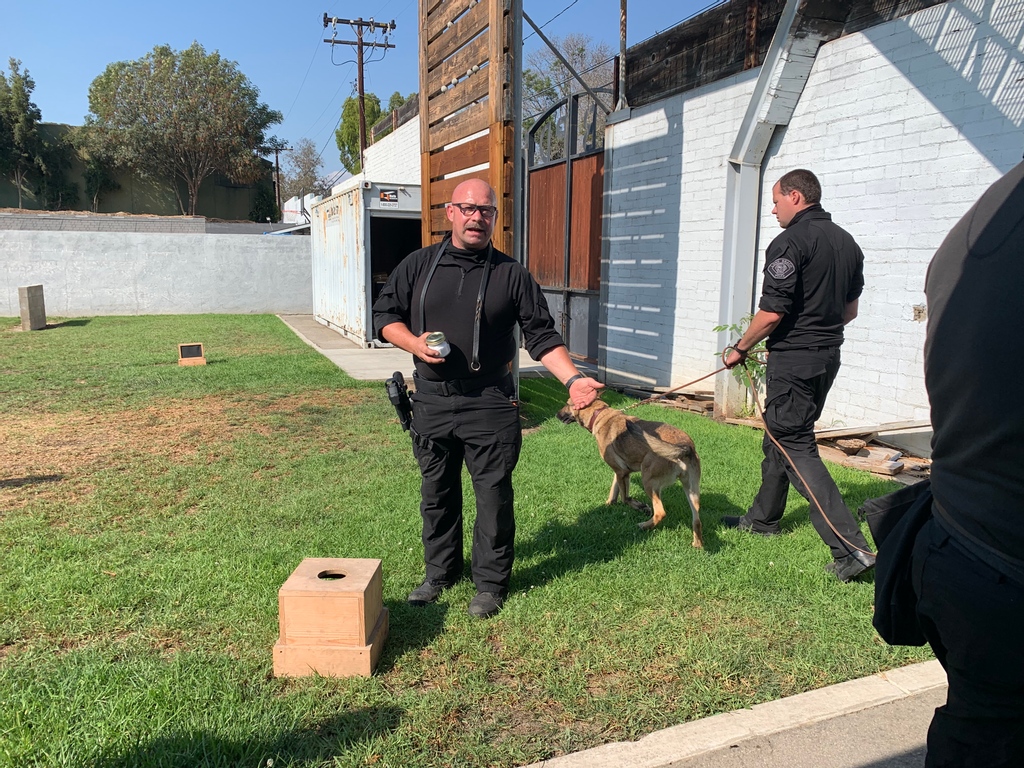 LBPoliceFoundat's tweet image. What a great quarterly Meet &amp;amp; Greet Board meeting, which included K9 demonstrations as well as the star of the show, K9 pup 🐕 Zeus! ⁠
⁠
⁠
#SupportLBPD #LBPD #ThinBlueLine #LongBeachPD #LBPF