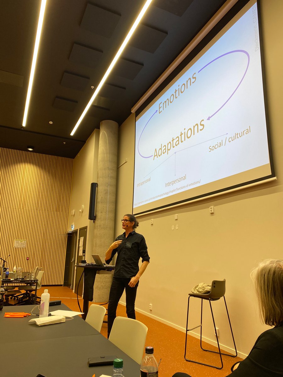 FutNurse's tweet photo. Conference time! Sluttkonferanse @vidhogskole med fokus på #simulering som pedagogisk metode og livslang læring. @pdieckmann fra #CAMES holdt åpningsinnlegg, Anine og Alette diagnostiserte elefanten i rommet. Takk til @forskningsradet for støtte! Program: https://t.co/mVsl2I64Hw https://t.co/ODyTdNtbf1