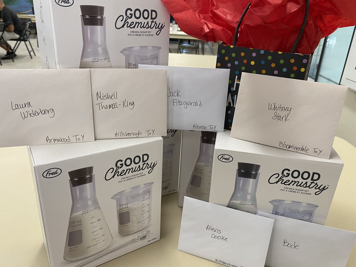 Lauren King tweet media