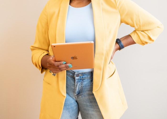 5 Things To Know About Running A Small Biz (Before You Quit Your 9-to-5): This article is created in partnership with Squarespace. Recently, we spoke with Schentell Nunn, a Los Angeles-based floral designer and founder of Offerings. A veteran… dlvr.it/SBPYjS » <a href="/TFDiet/">The Financial Diet</a>