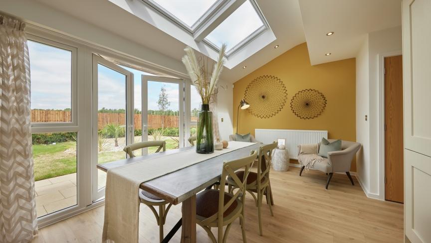 Dopamine dressing is all about what makes you feel happy 🌟 

Read our latest blog to discover what our #Instagram is going wild for this month ➡️ bit.ly/309nUSl