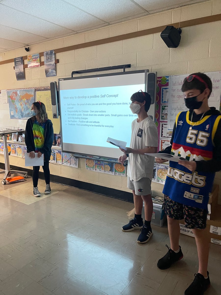 MrsBristolPsych's tweet photo. These @JFK_Bethpage Honor Society students did a great job giving an important lesson on self concept to Charles Campagne 4th &amp; 5th grade students today for Red Ribbon Week!  Very proud of you all! #WeAreBethpage https://t.co/mXtEwXwnEH