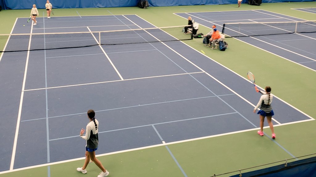 TennisCharger's tweet photo. Thanks ladies for a memorable post season💕🎾 https://t.co/39A7hrRRpX