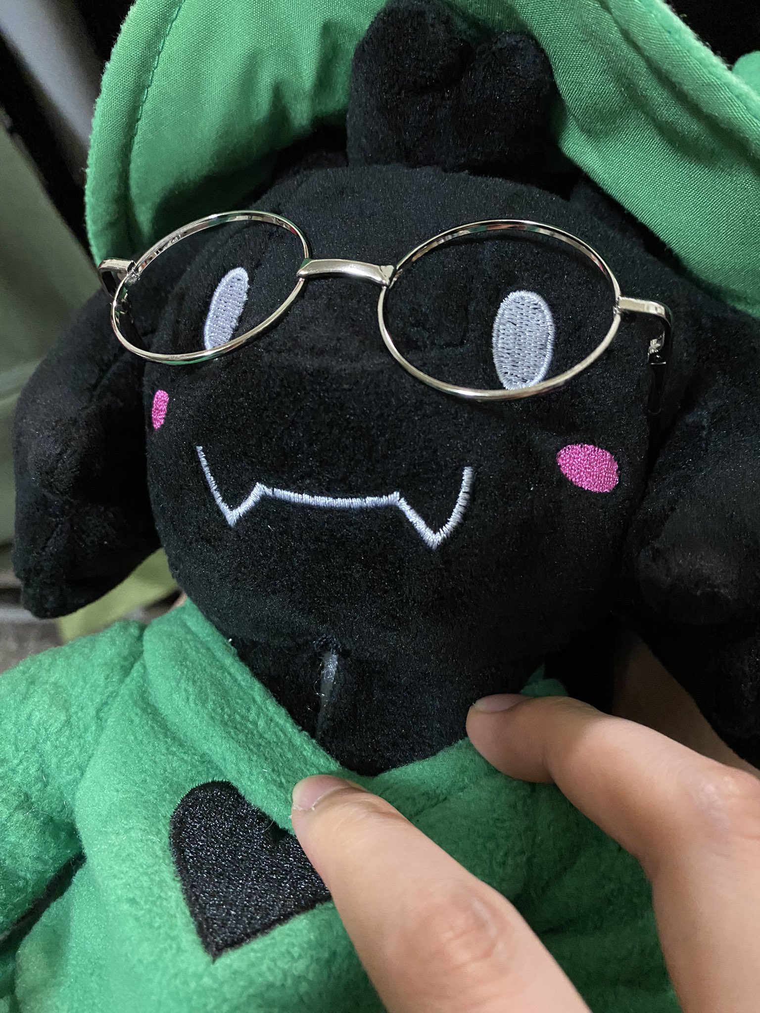 ラルセイ ぬいぐるみ マフラー デルタルーン Deltarune DELTARUNE」－ ラルセイ ぬいぐるみ - Fangamer Japan