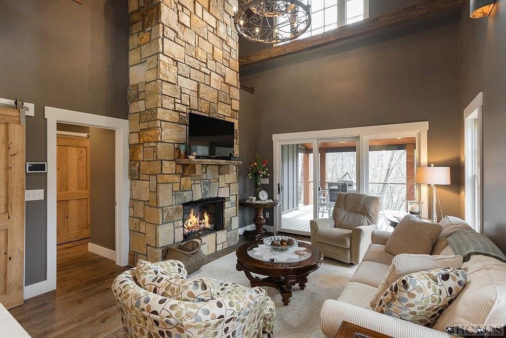 Barndominium & Farmhouses tweet media