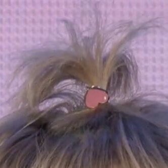 dailyjinpouts's tweet photo. How to trigger seokjin Stans: just show them this 😭✊ https://t.co/XRmuxugTFk