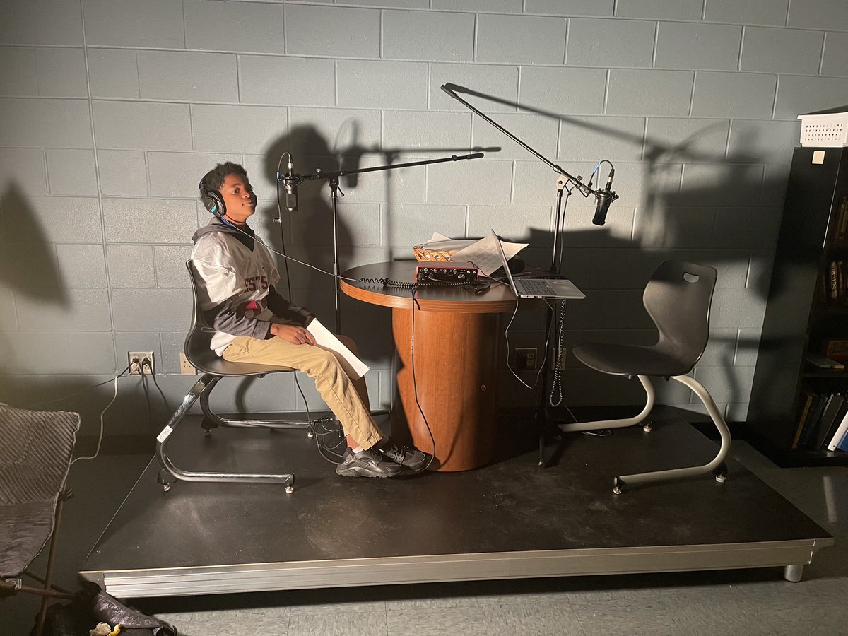RAMiddle_RAMS's tweet photo. Mrs. Lukac’s 7th grade scholars record their ghost stories for a class podcast! What a way to publish writing! #RAMSinspire @a5disteam https://t.co/THd9KEcJC3