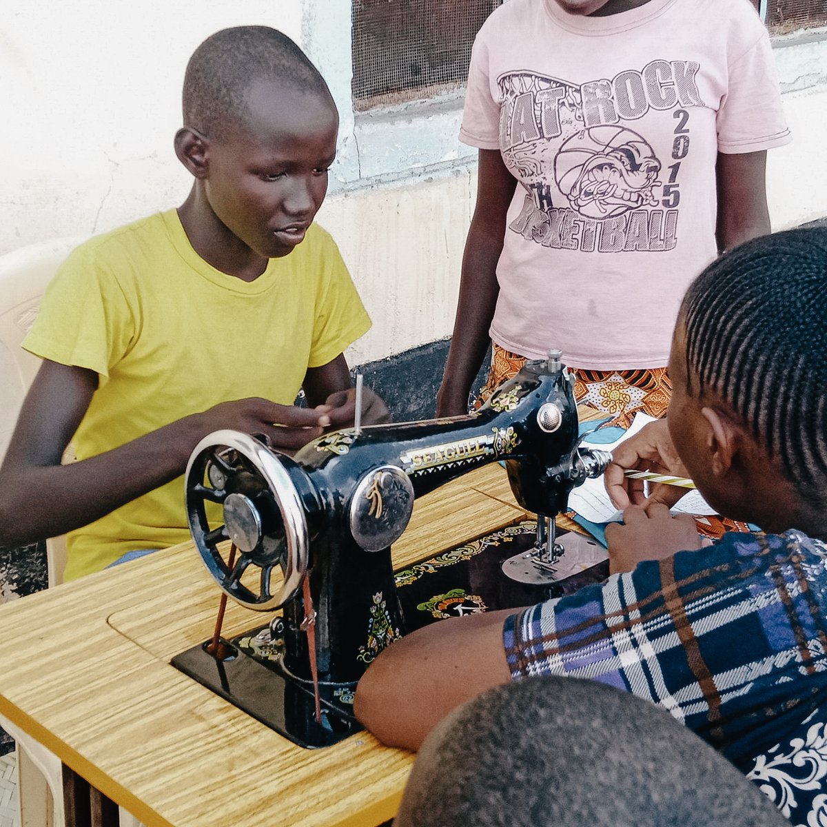 OneChildGlobal's tweet photo. Lasting transformation is always on our minds, even as we meet kids’ immediate needs. Because true hope comes from a vision for a brighter future. That's why it's important to help kids learn skills that feed their creativity and can provide them with a path to a stable future. https://t.co/dc0SIslNJj