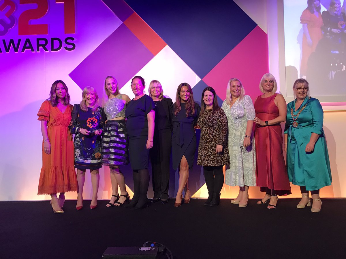 raetrotterrcm (@raetrotterrcm) on Twitter photo #rcmawards @MFT_SMH well done to Manchester foundation trust for winning Midwifery service of the year. #excited <a href="/kathymurphy0/">Kathy Murphy</a> <a href="/BevOConnor58/">Bev O'Connor</a> <a href="/midwife_foz/">Jen_RCM</a> <a href="/lynne_galvin/">Lynne Galvin</a> <a href="/RCMLesleyWood/">Lesley Wood</a> <a href="/MidwivesRCM/">Royal College of Midwives 💙</a> #rcmawards @MFT_SMH well done to Manchester foundation trust for winning Midwifery service of the year. #excited <a href="/kathymurphy0/">Kathy Murphy</a> <a href="/BevOConnor58/">Bev O'Connor</a> <a href="/midwife_foz/">Jen_RCM</a> <a href="/lynne_galvin/">Lynne Galvin</a> <a href="/RCMLesleyWood/">Lesley Wood</a> <a href="/MidwivesRCM/">Royal College of Midwives 💙</a>