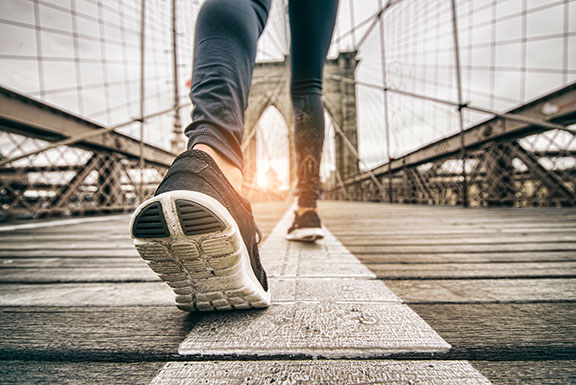RossSCohenDPM's tweet photo. These feet are made for walkin'! Did you know that the average person will walk 110,000 miles in their lifetime? We're here to help each step feel better. https://t.co/16BfMZ45O9
#FunFootFacts #RossCohenDPM #AnneArundelCountyMDpodiatrist https://t.co/PpncUzdD8e