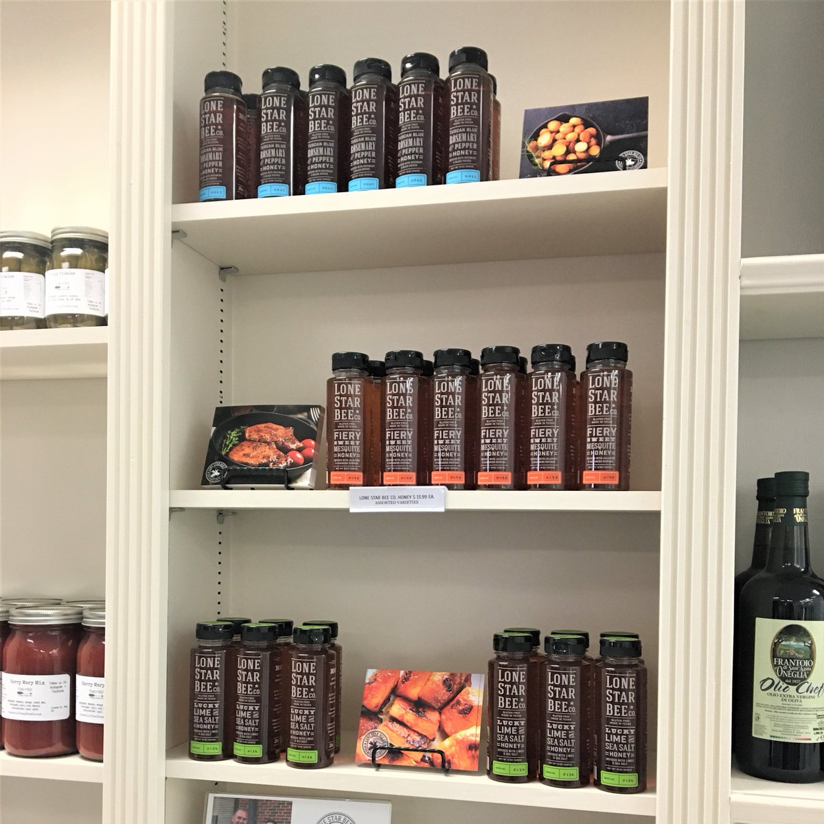 LoneStarBeeCo's tweet photo. Come out and meet the crew at @goodfellasmeatcompany at 4111 Fairmont Pkwy in  Pasadena, Texas. They've stocked their store with lots of goodies including @Underhill Urban Farm Co. and  @Aa_cuisine delectables and our delicious infused honeys!

#gostros #goodfellasmeatcompany https://t.co/wzZ9qREJ9T