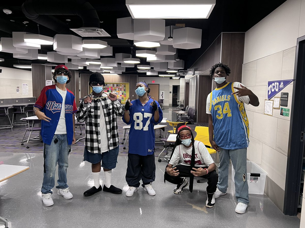 Literannature's tweet photo. I love Generation Day a lot more now that Iโm a teacher. However, I didnโt think I would live to see the fashions of my youth included ๐ (pictures posted with permission) #90sfashion #redribbonweek #generationday https://t.co/hsQBCLu31J