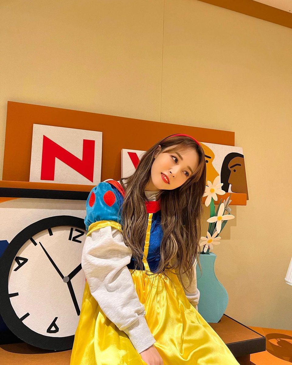 moonbyulgallery's tweet photo. [211027 문별 인스타그램 update]
mo_onbyul
🎃https://t.co/9Ppw0YZwhR

하트와 댓글 잊지마세요!
Don't forget to click ❤ &amp; write comments✍ 

#문별 #MOONBYUL #文星伊 #玟星 #ムンビョル #마마무 #MAMAMOO #ママム #byul2closet https://t.co/2JK00xZHjf
