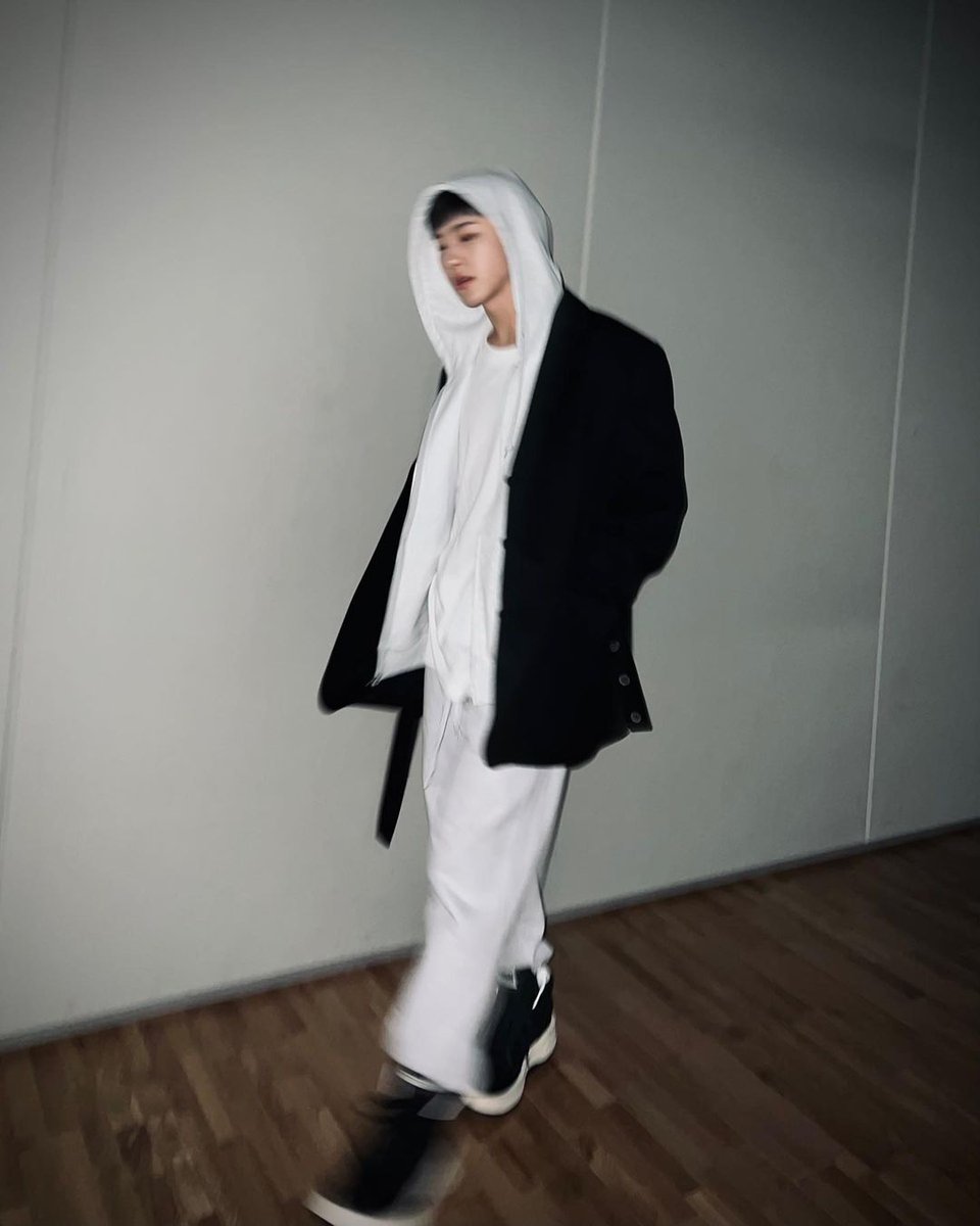 ksygram's tweet photo. ho5hi_kwon ig post! 

#호시 #HOSHI @pledis_17 https://t.co/GaEcHUpW0T