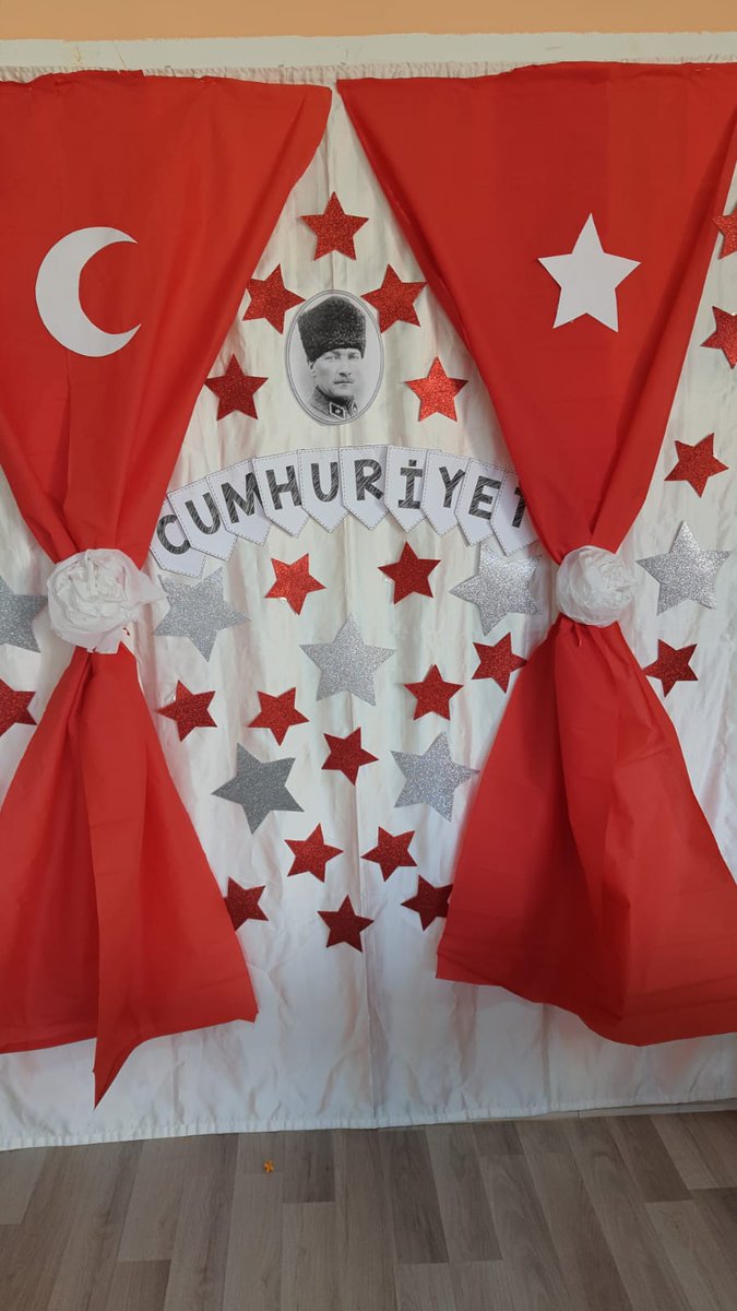 anafartalar_55's tweet photo. Okulumuzda Cumhuriyet Bayramı hazırlıkları.@carsambamem @samsunmem https://t.co/IzdljBLIWJ