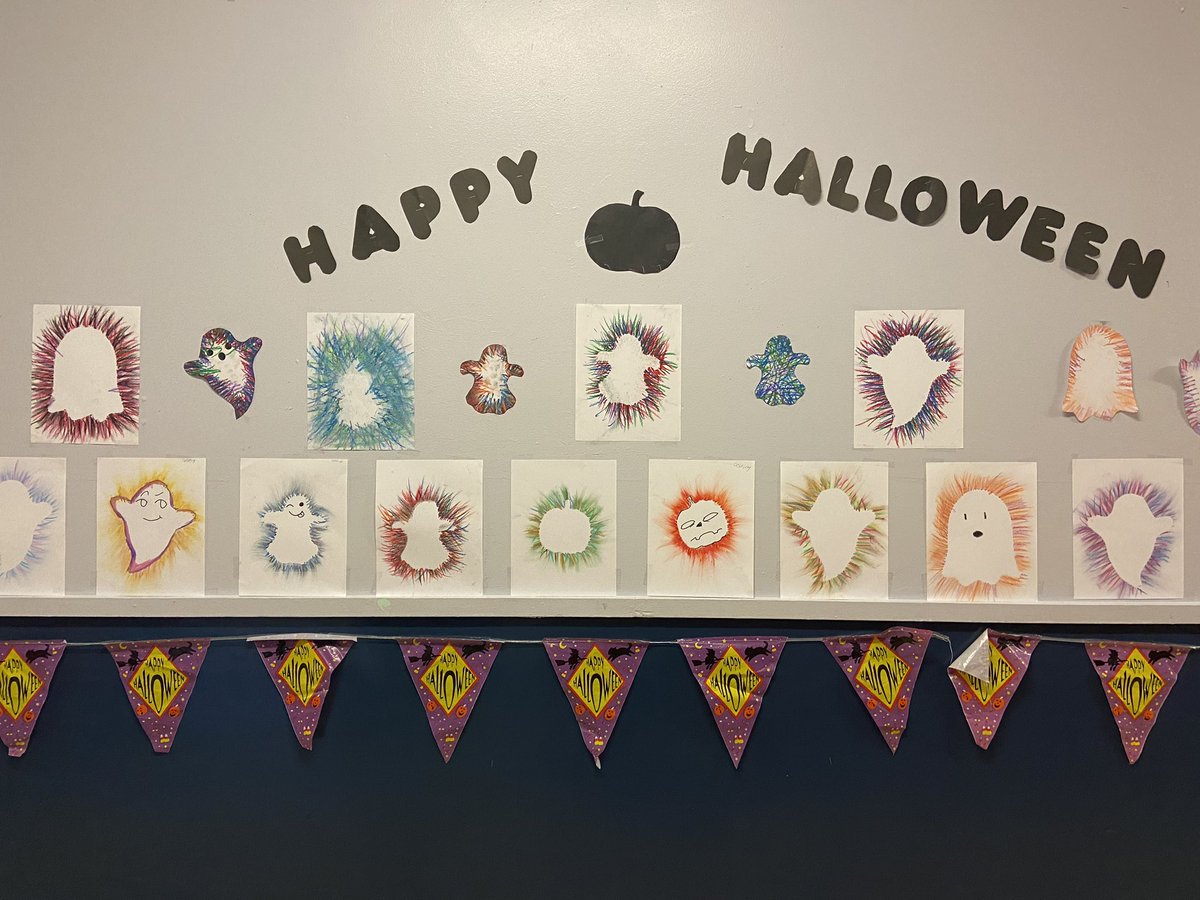 MrsBarnesNL's tweet photo. Happy Halloween! https://t.co/rS6he1GBYq