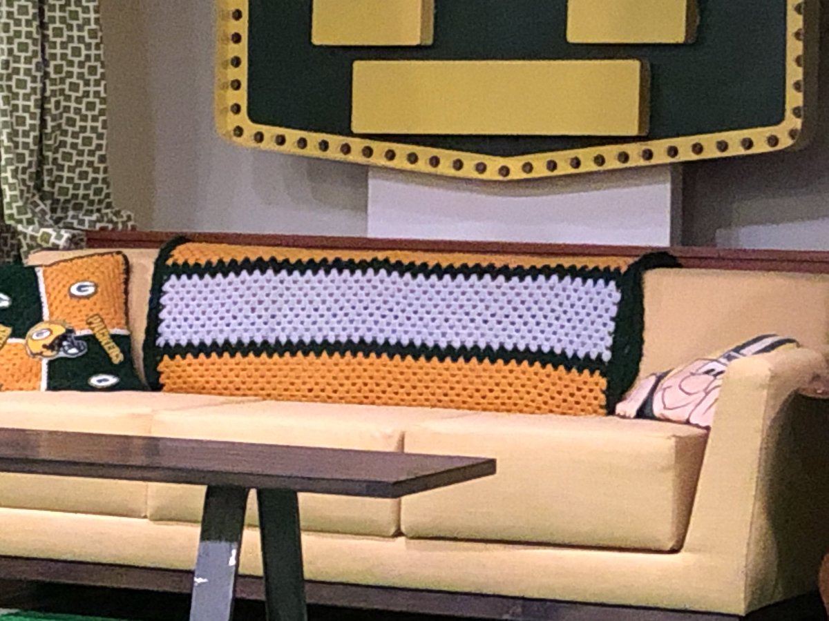 Stephyg124's tweet image. Thank you @MilwRep for a wonderful sneak preview night at the Stackner Cabaret! #socialmediaclub #supportlocaltheater 🎭❤️ Can’t wait for this season of shows!!!