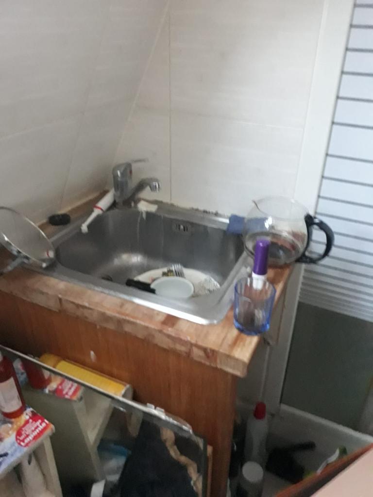 📌Paris: Réintégration d'un locataire expulsé illégalement
👉 droitaulogement.org/2021/10/18636/
<a href="/federationdal/">Droit Au Logement</a> relève une ↗️ ces dernières semaines des #expulsions ou des tentatives d’expulsions illicites, permises par l‘impunité dont bénéficient les auteurs de ces actes. 1toit = 1droit !