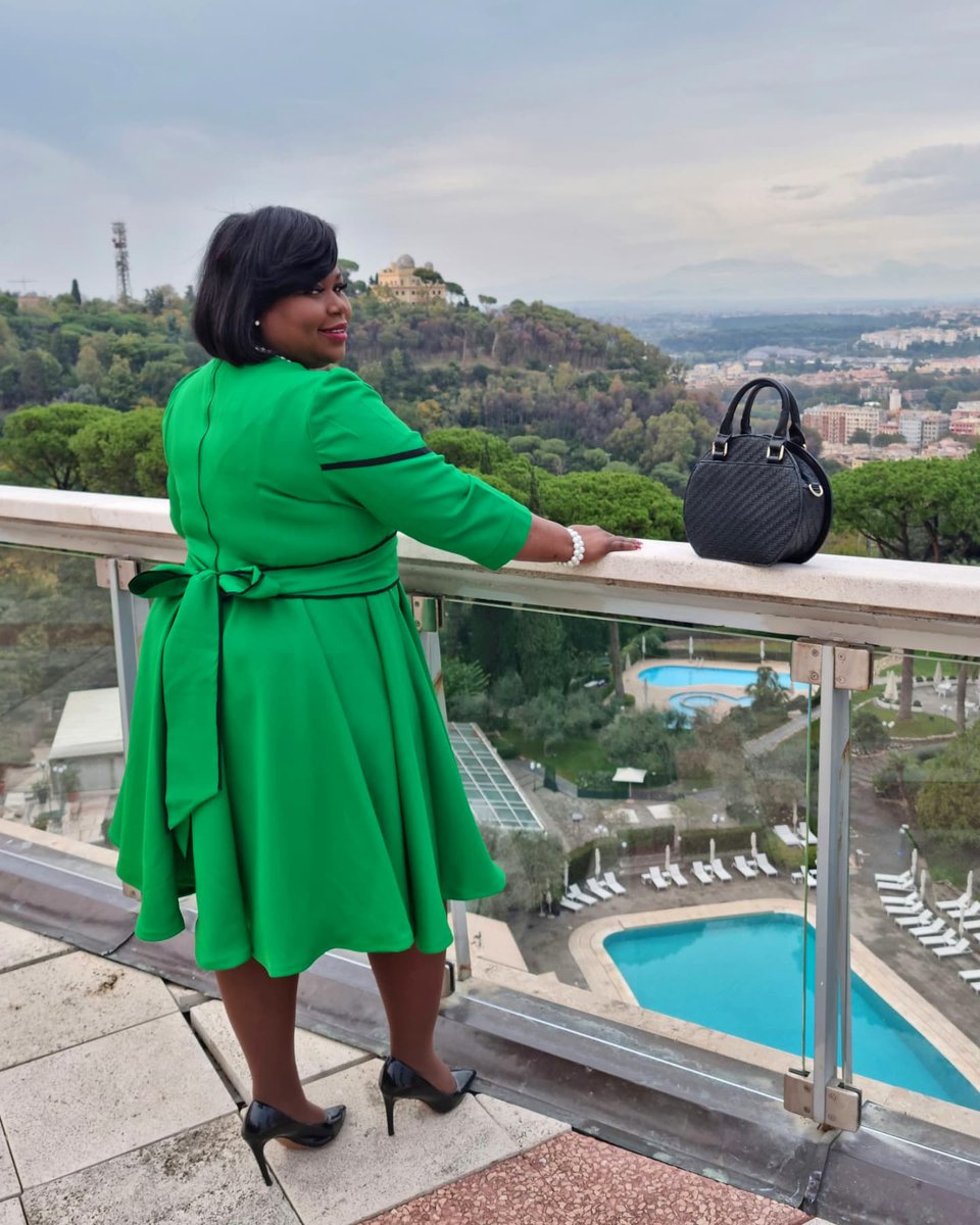 KeisalPeters's tweet photo. ...because when they go low, we go high.๐๐
I am happy to have been styled by Vincentian designer @SherniciaMayers for a conference I attended in Rome, Italy. It was a pleasure working with you!๐
#IRep784
#VincentianDesigners๐ป๐จ
#VincyStrong https://t.co/psOXKJ3z4L