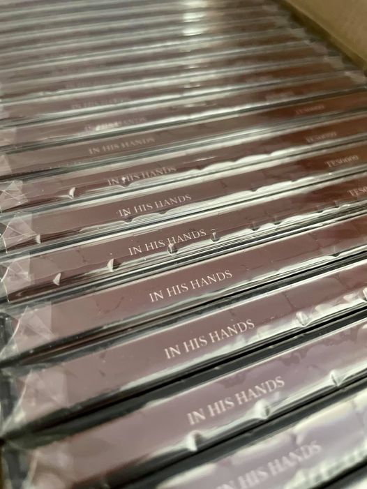 pborochoir's tweet photo. We’ve had a rather exciting delivery at No. 28 today! To get your hands on one of these and to support the #choir come to our #CDLaunch #Concert on Sunday 7th November 🎶
#hymns#choral#recording#lockdown
Follow the link to book your tickets:
https://t.co/SV52XCykJU https://t.co/p5ODoiABYT