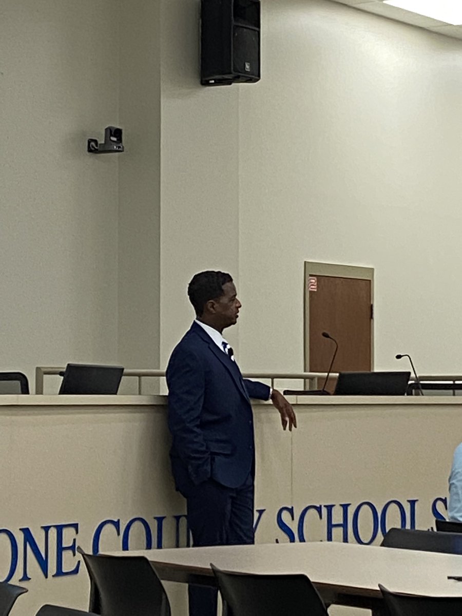 Linda Black tweet media